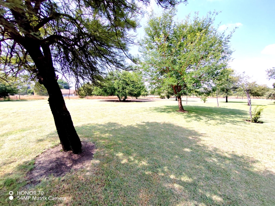 3 Bedroom Property for Sale in Hartebeesfontien AH North West